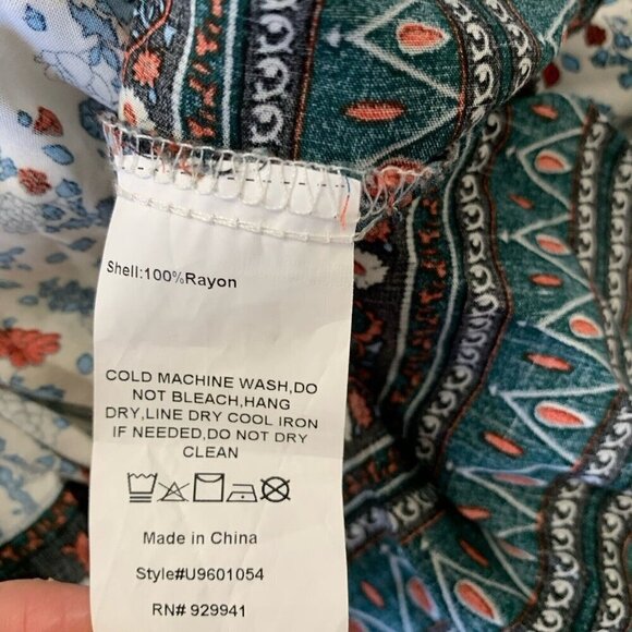 Weekend Suzanne Betro Women’s 3X Floral Multicolor Long Sleeve Boho V-Neck Top - Picture 9 of 9